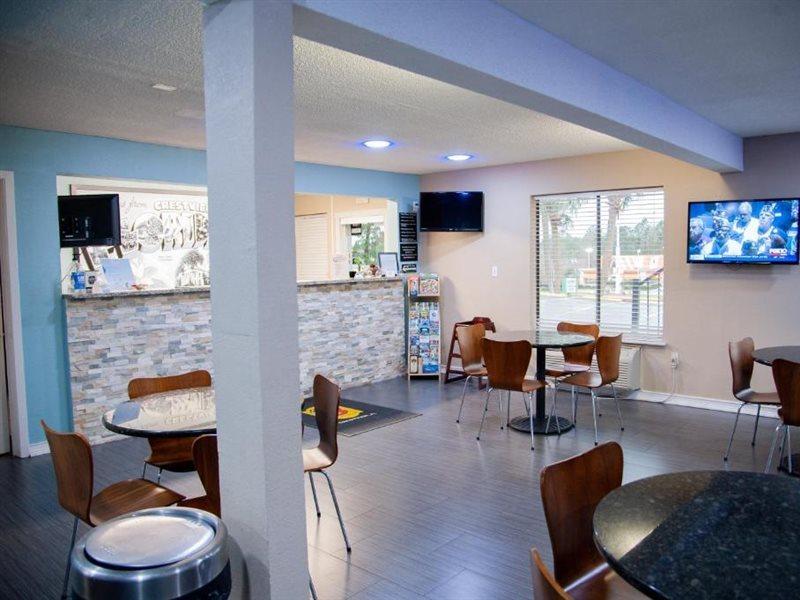 קרסטוויו Quality Inn מראה חיצוני תמונה
